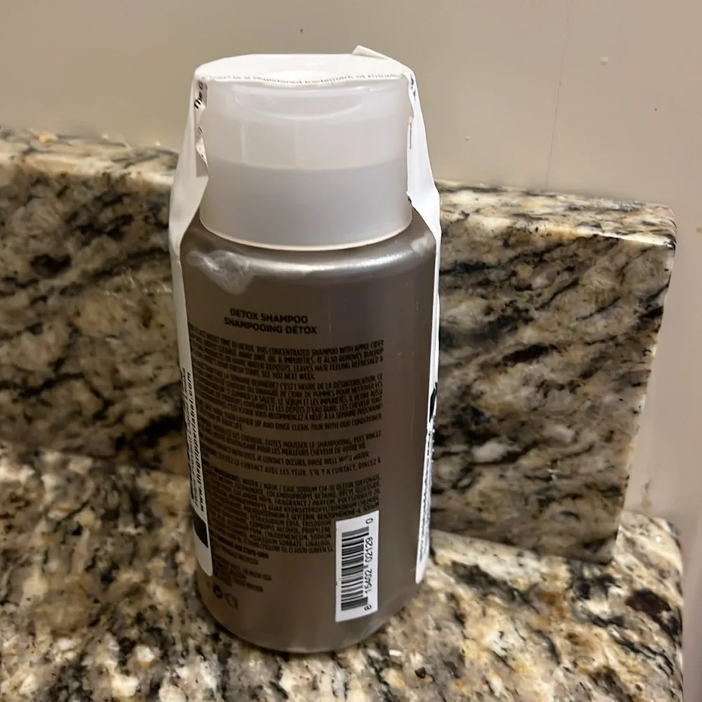 OUAI - Detox Shampoo - Brand New - Picture 3 of 4